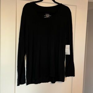 Women's Black Long Sleeve Top